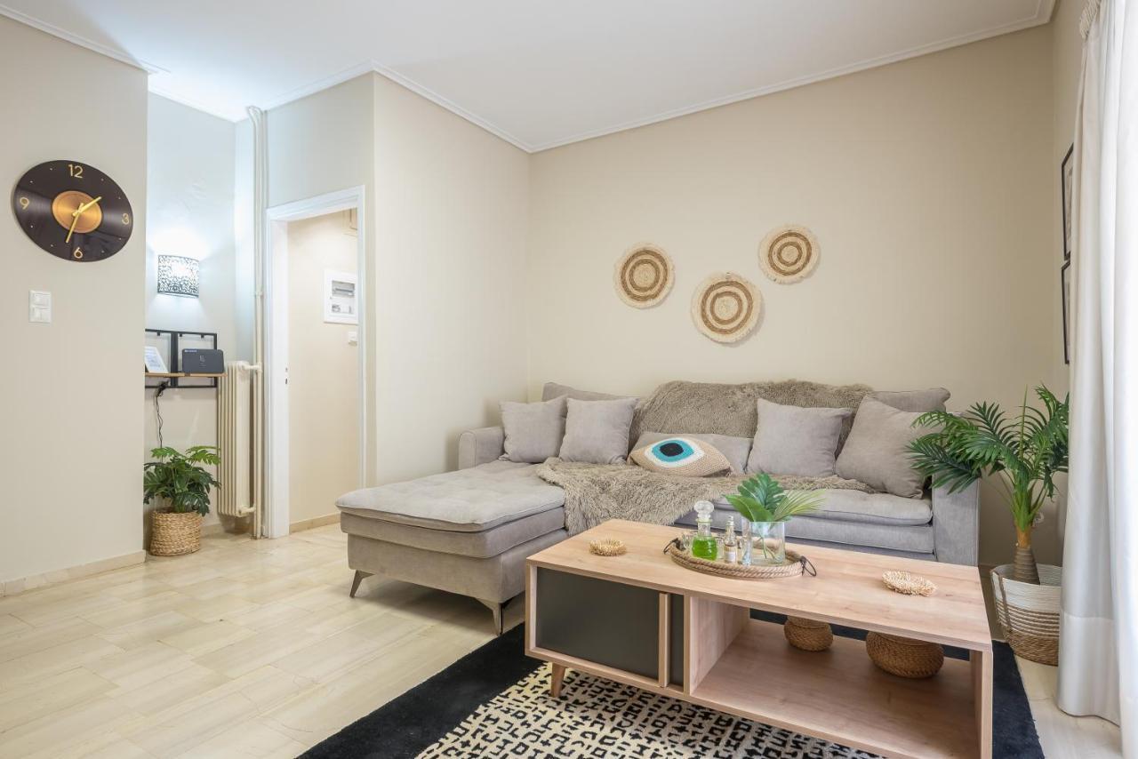 Apartment υπέροχο στο ίλιον σύνορα με πετρούπολη