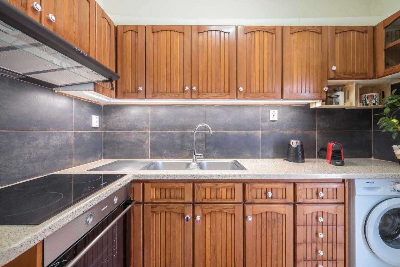 Apartment υπέροχο στο ίλιον σύνορα με πετρούπολη