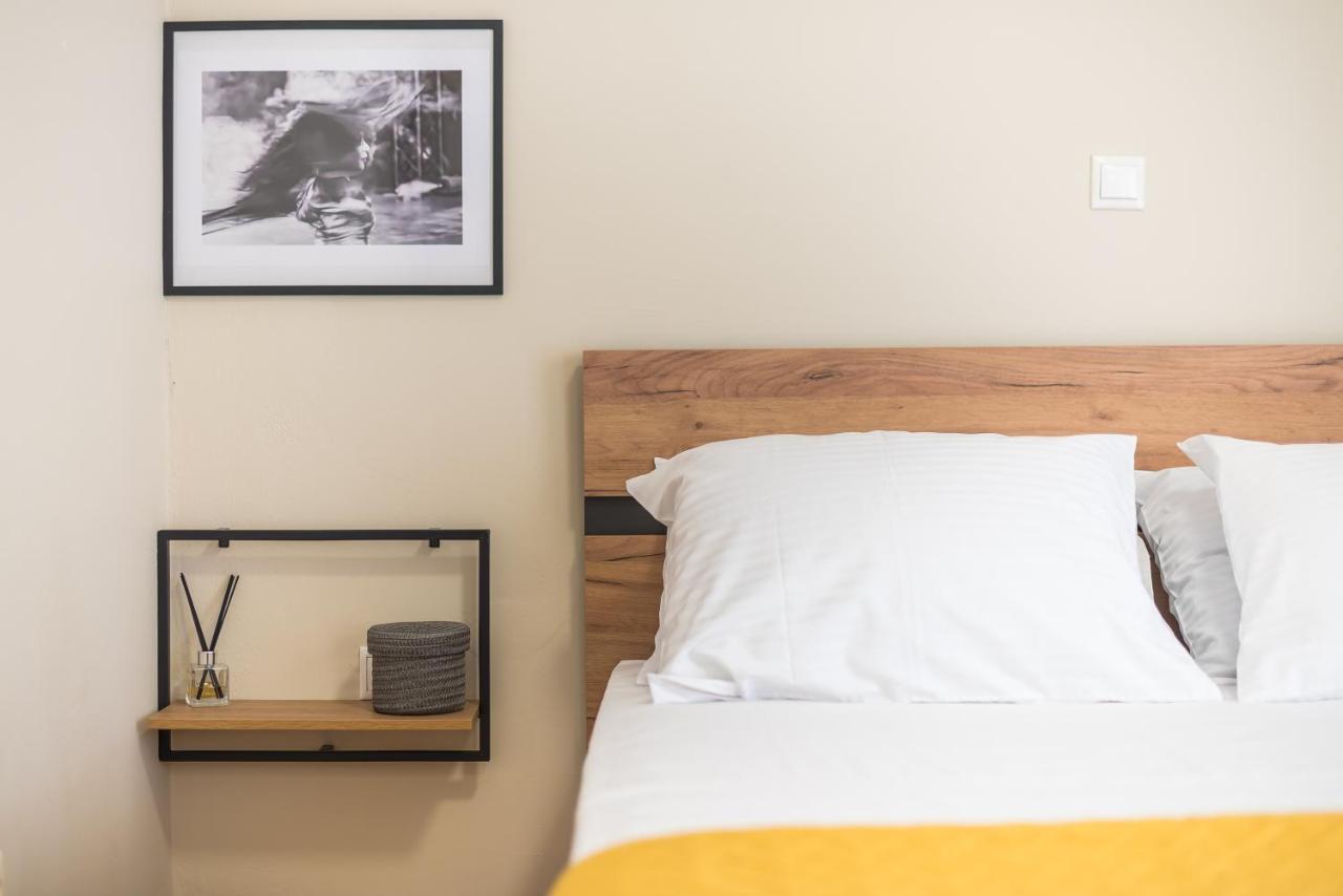 υπέροχο στο ίλιον σύνορα με πετρούπολη Apartment